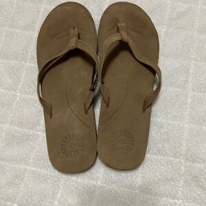 UGG Kayla Brown Leather Flip Flops Size 9